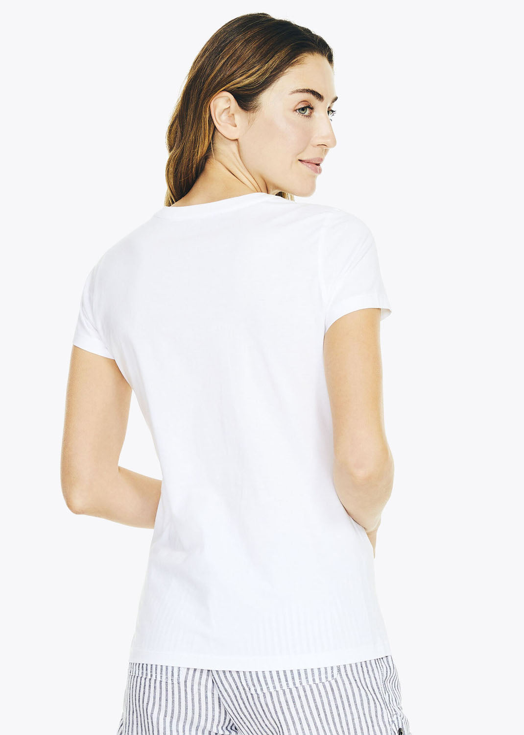 SOLID V-NECK T-SHIRT