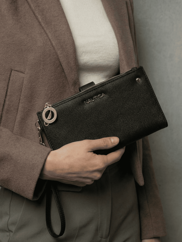 SIA Bi-Fold Wristlet - BLACK